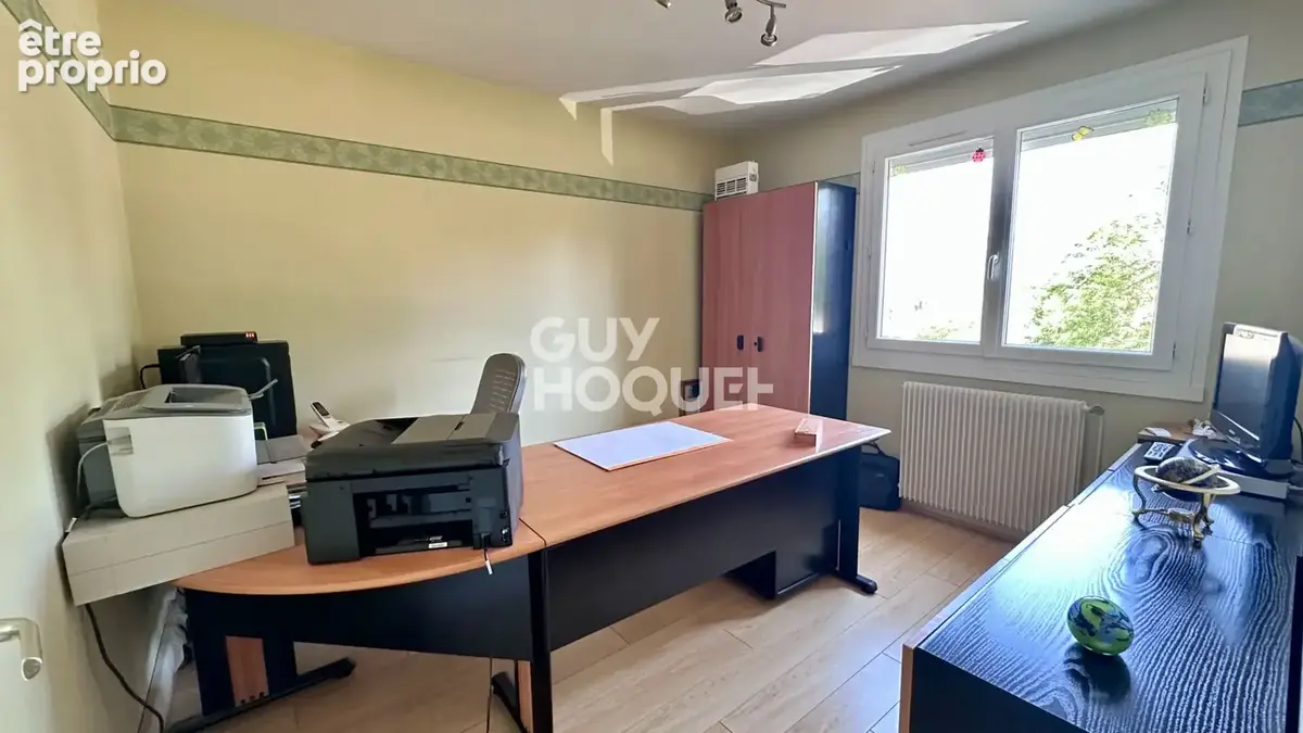 Charbonnières Les Vieilles - Maison de 193m² - photo 10