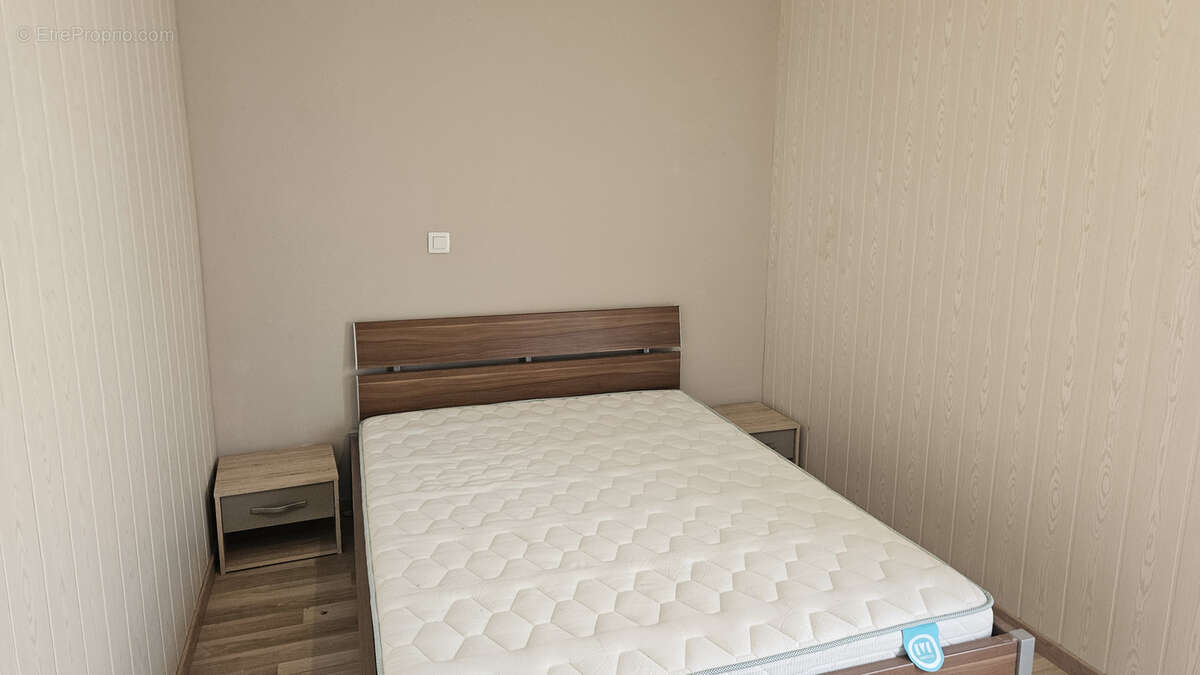 Maison de 130 m2 + dépendances sur un terrain de 650 m2 ! - photo 15