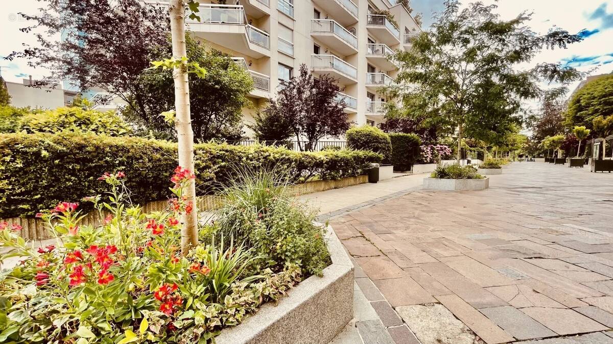 Appartement à LEVALLOIS-PERRET