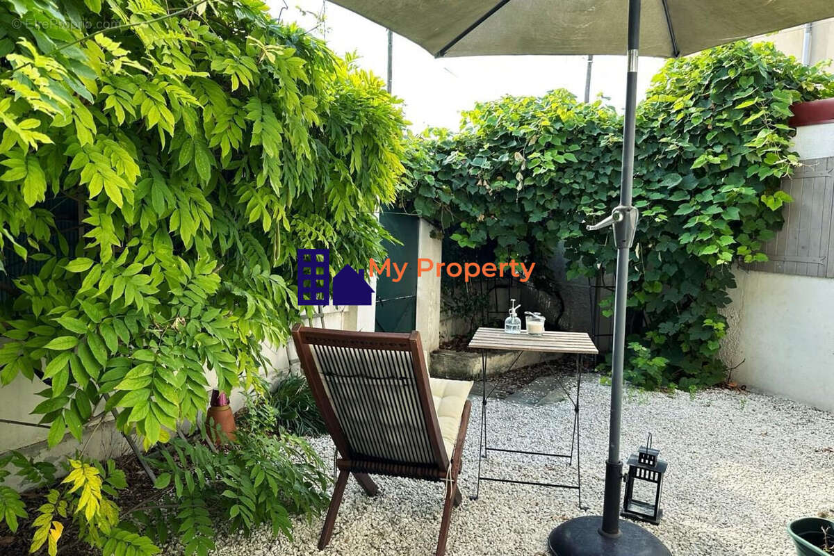 Appartement à HOUILLES