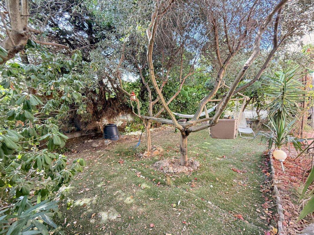 Maison 82 m² à Saint-Nazaire-D'aude  - photo 2
