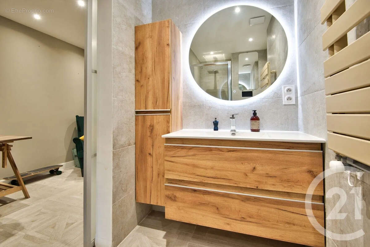 Maison à CAGNES-SUR-MER