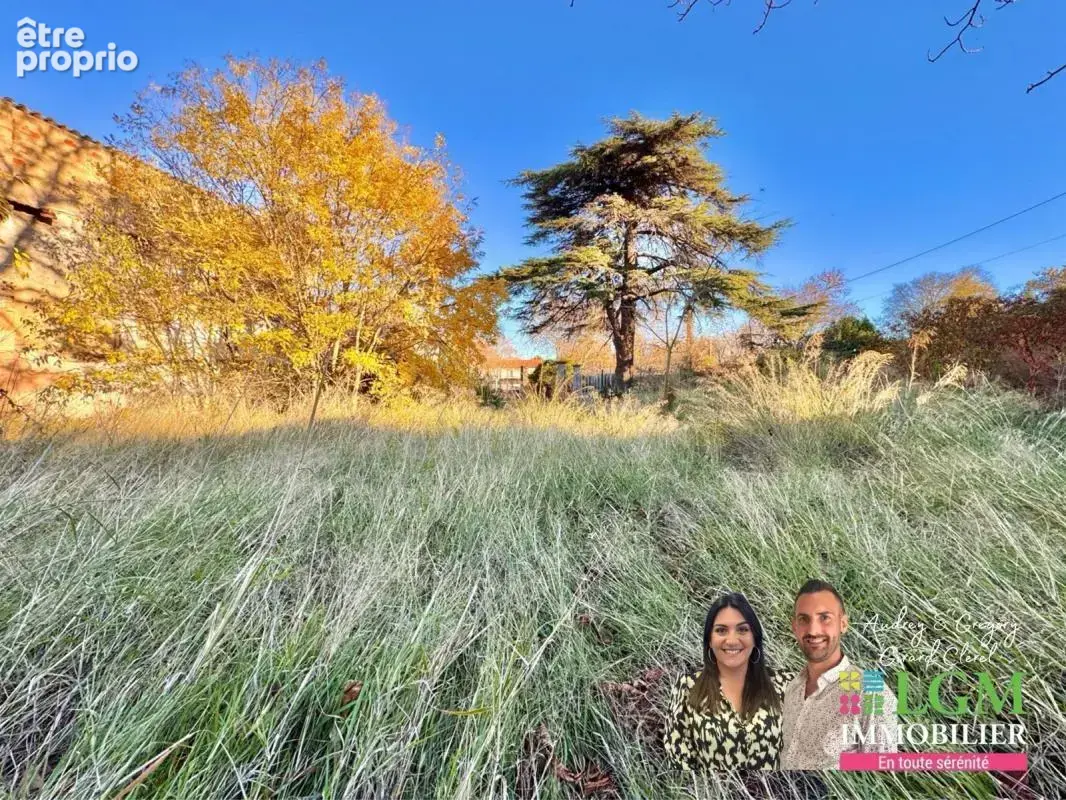 Terrain constructible de 1941 m² à Paulhan - photo 5