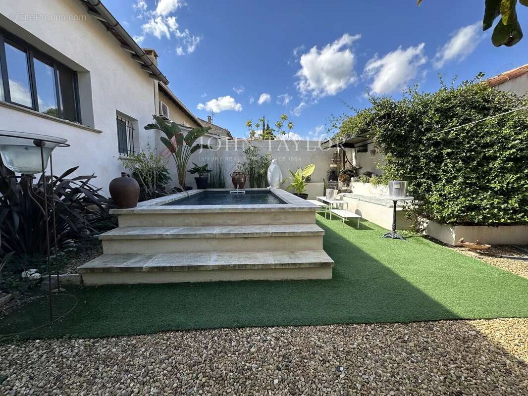 Maison à EYGALIERES