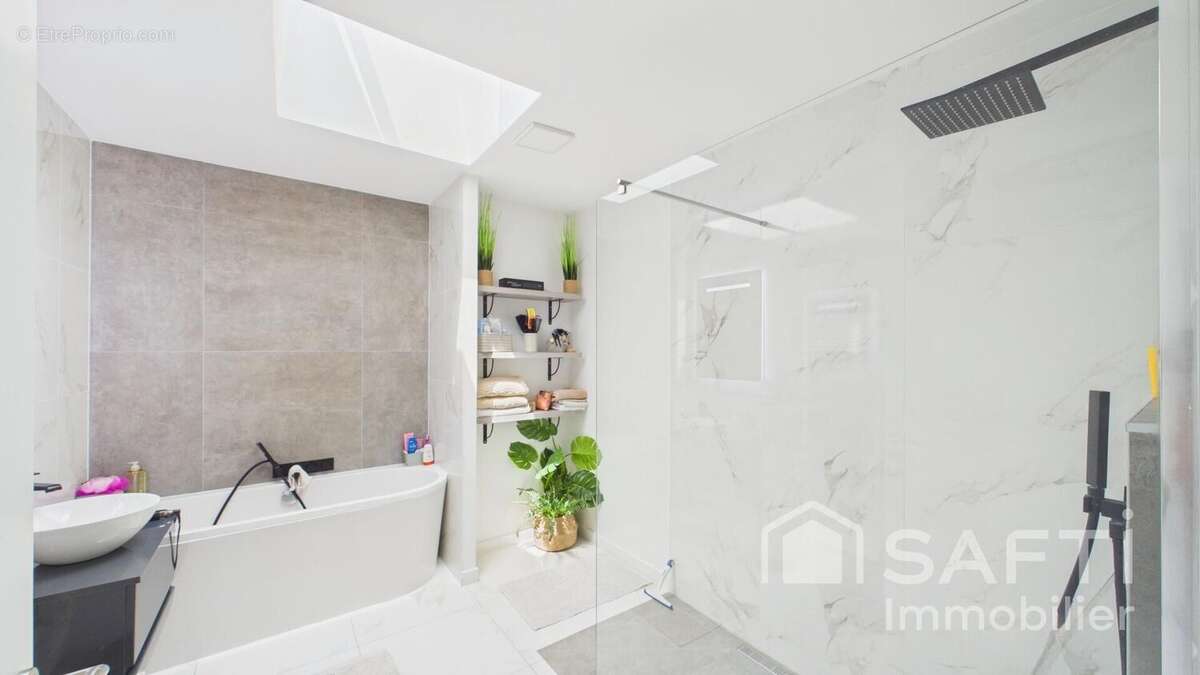 Maison 170 m² à Le Bouscat  - photo 8