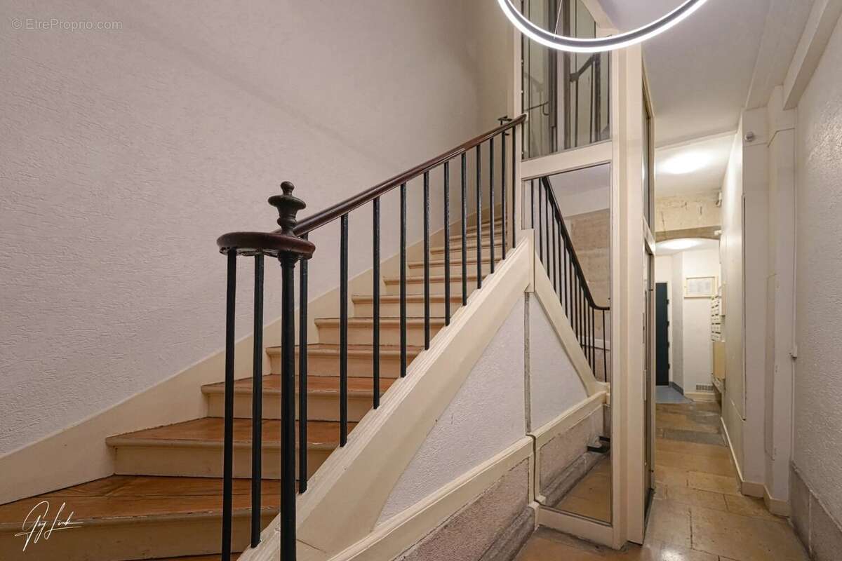 Appartement à PARIS-5E