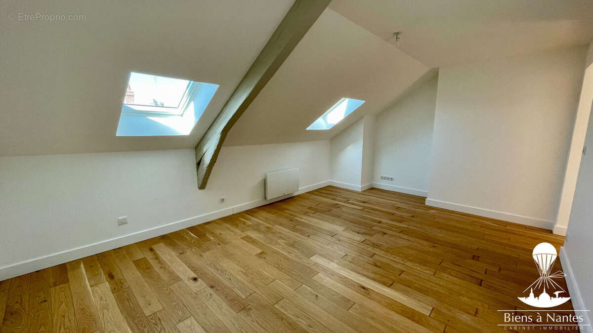 Appartement à NANTES