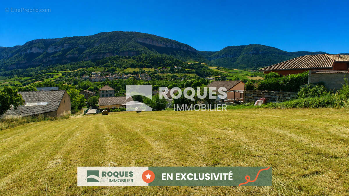 Terrain à AGUESSAC