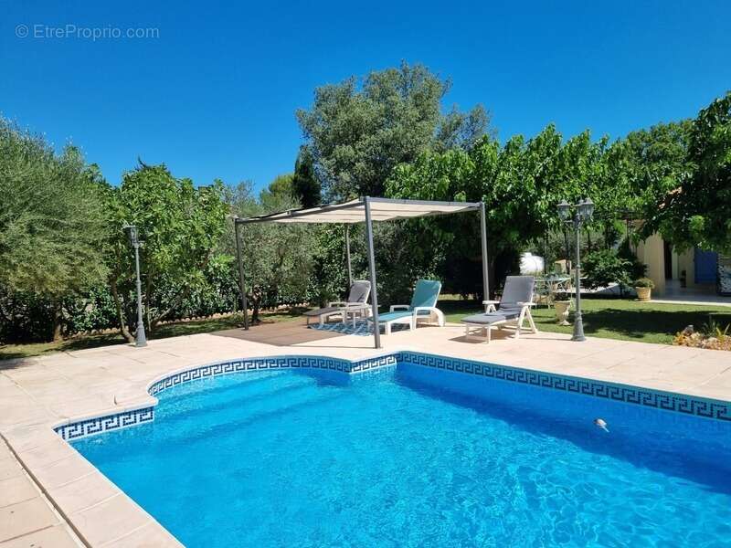 Maison à SAINT-MAXIMIN-LA-SAINTE-BAUME