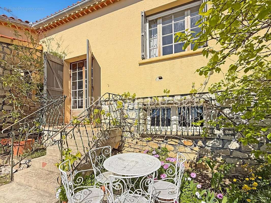 Maison à SIX-FOURS-LES-PLAGES