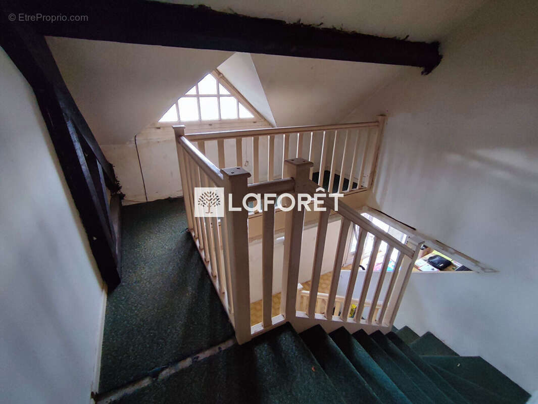 Maison à VOUJEAUCOURT