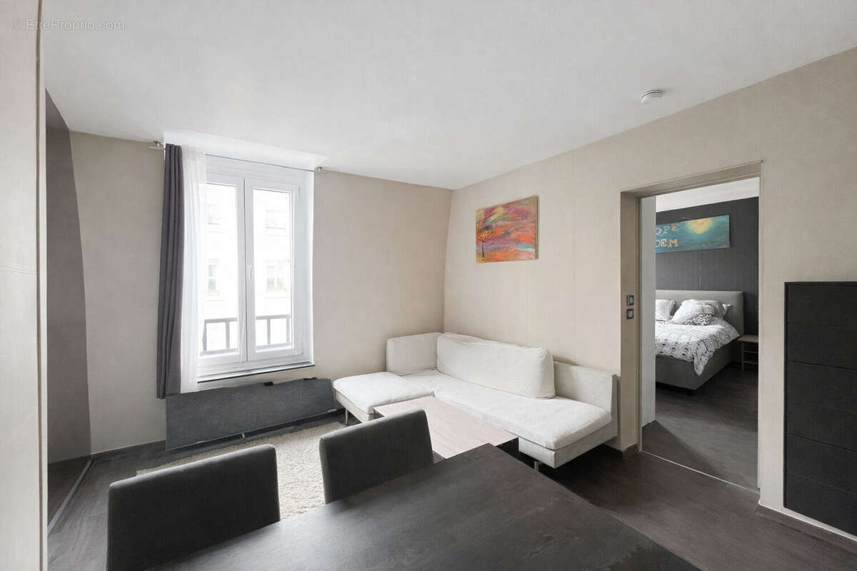 Appartement à PARIS-11E