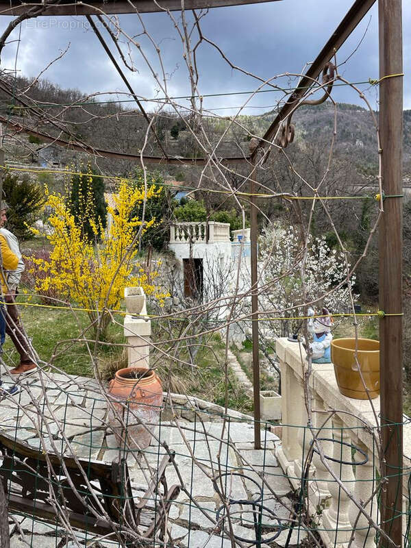 Maison à LE FUGERET