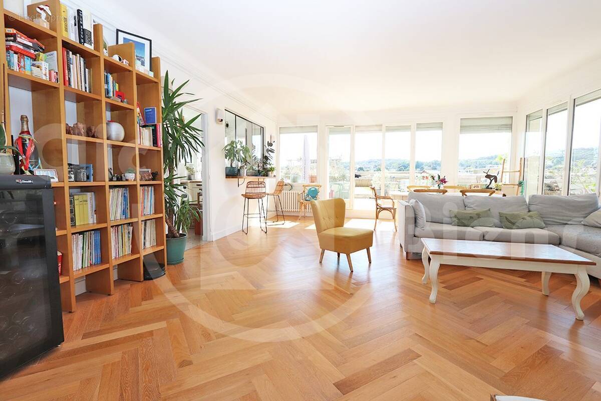 Appartement à VIROFLAY