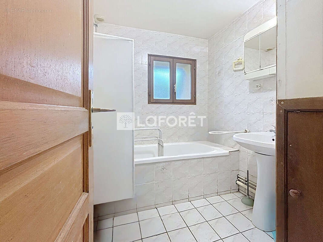 Maison à SAINT-JUST