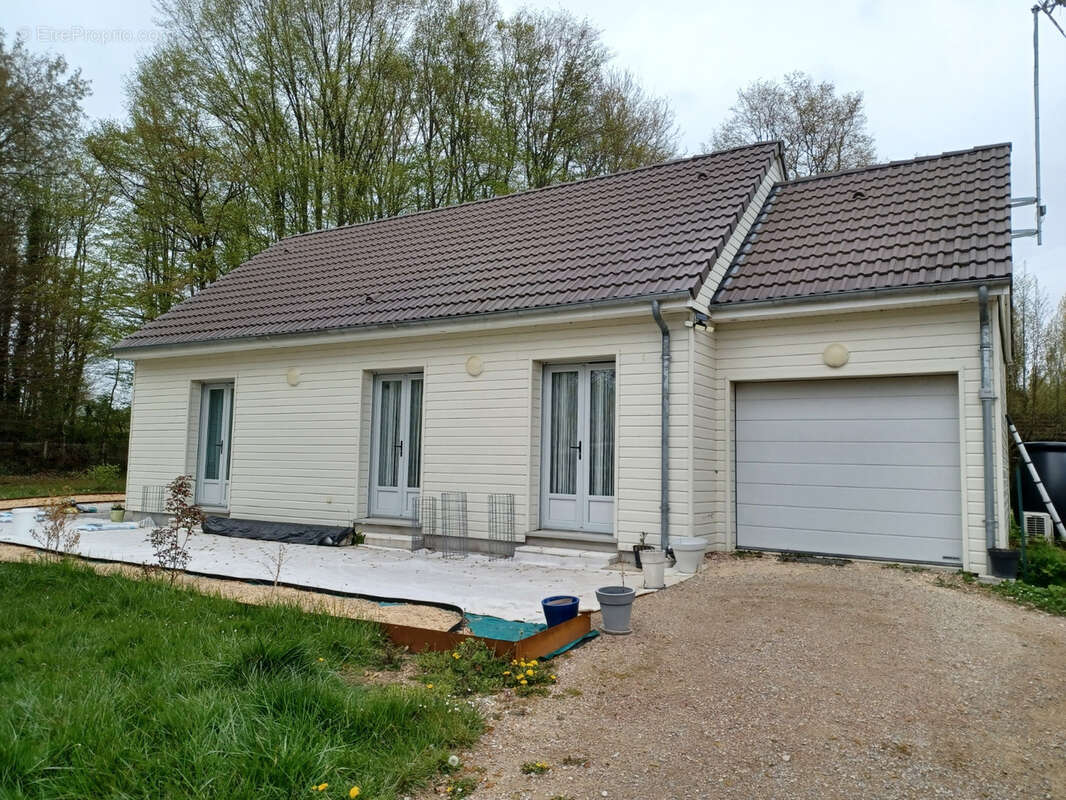 Maison à COURTENAY