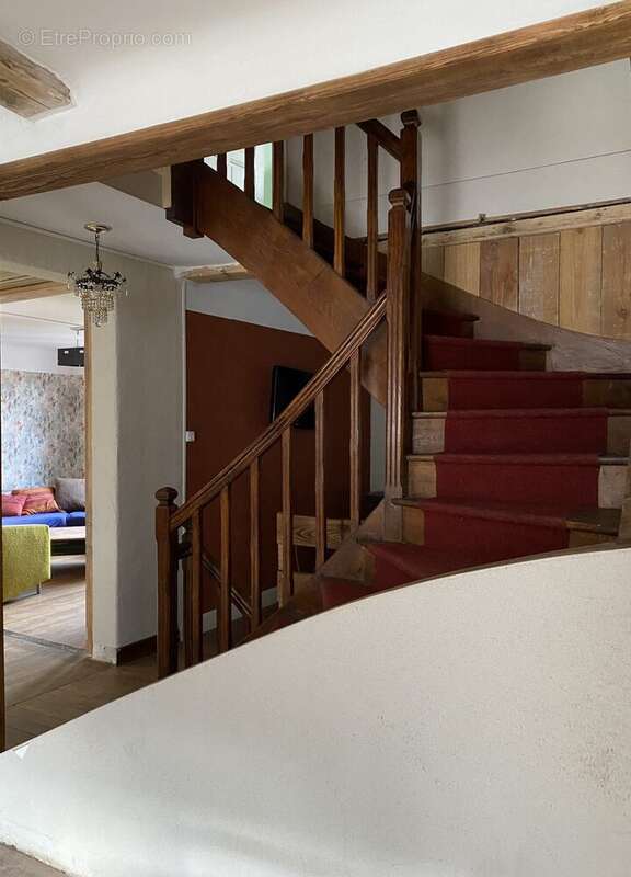 Maison à PEYRAT-LE-CHATEAU