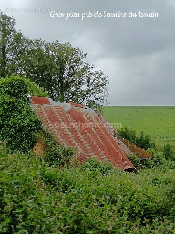 Terrain de loisirs de 2 300 m2  avec ancienne dépendance – Zone agricole – Crédin - photo 13