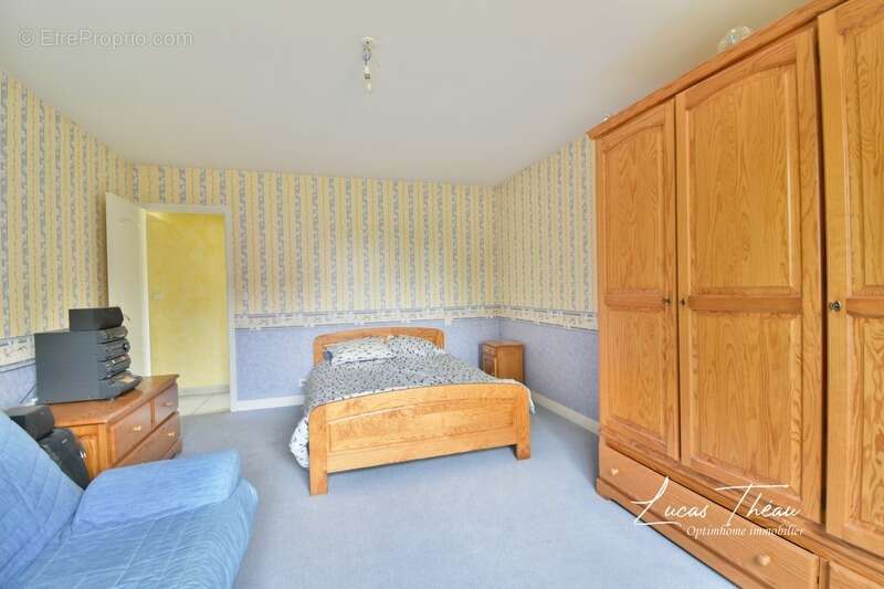 Maison familiale de 165 m² – 7 chambres – Terrain de 1 926 m² – Proche A13 - photo 10