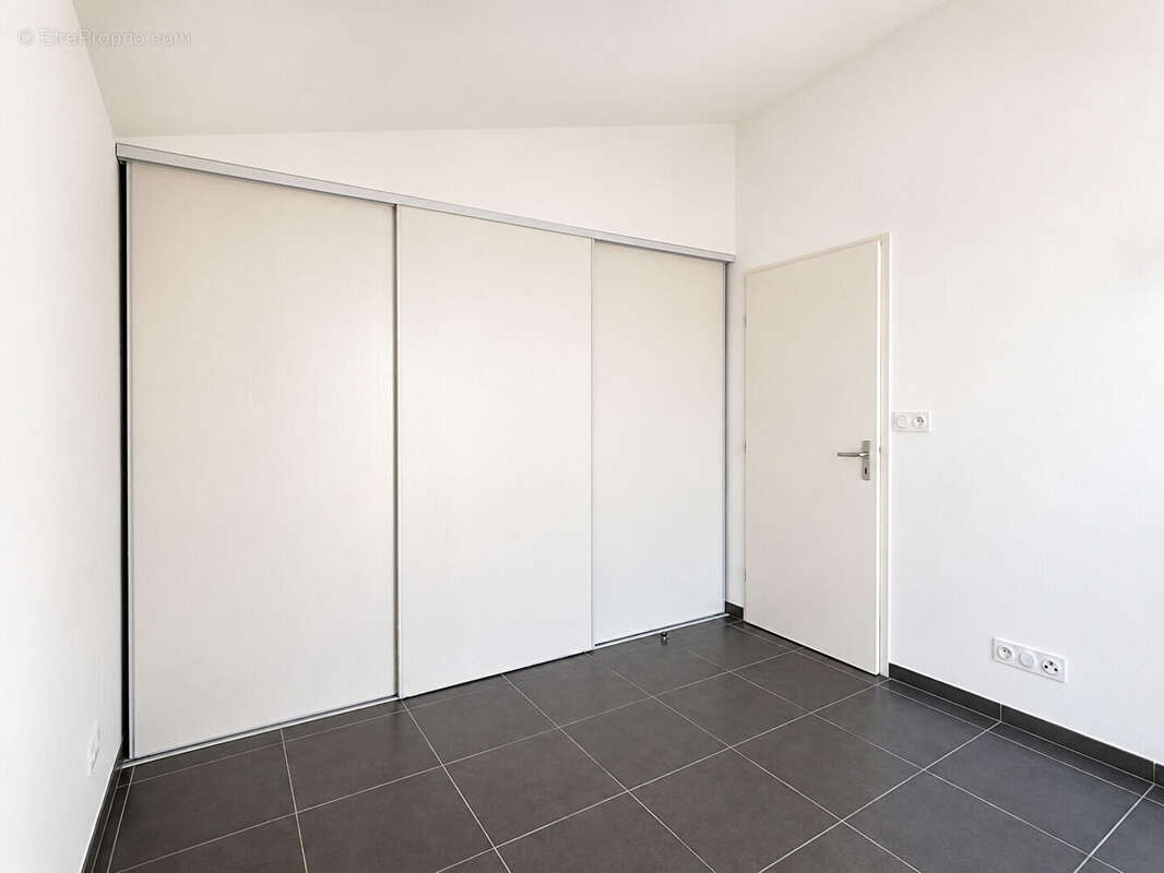 Maison Lambesc 66 m2 avec garage dans résidence sécurisée - photo 9