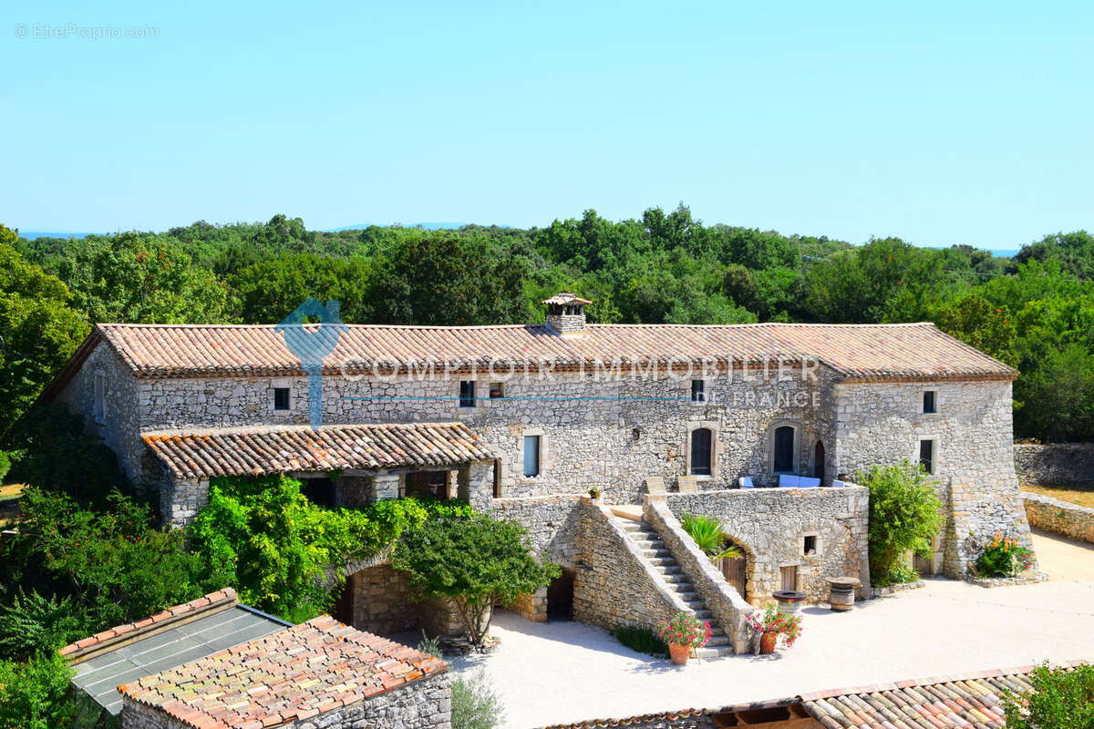 Maison à GOUDARGUES