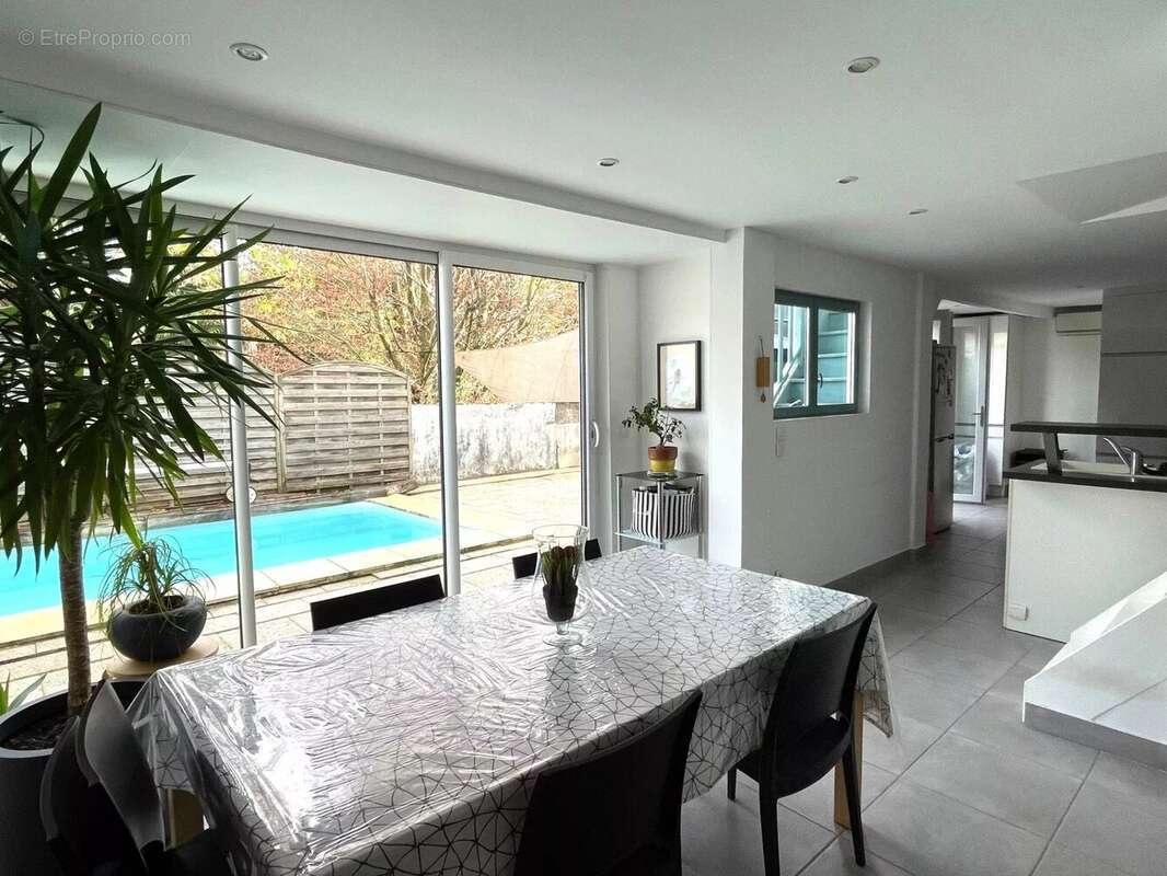 Maison à SALIES-DE-BEARN