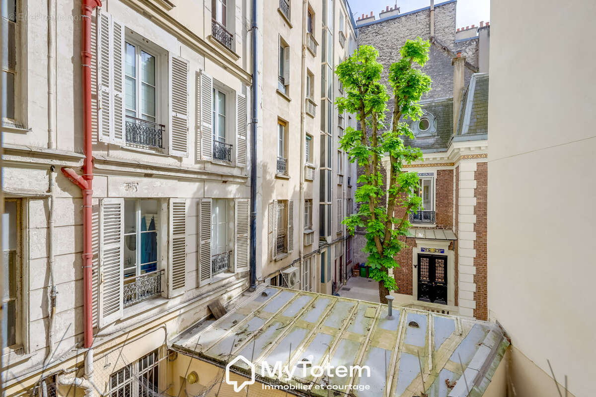 Appartement à PARIS-6E