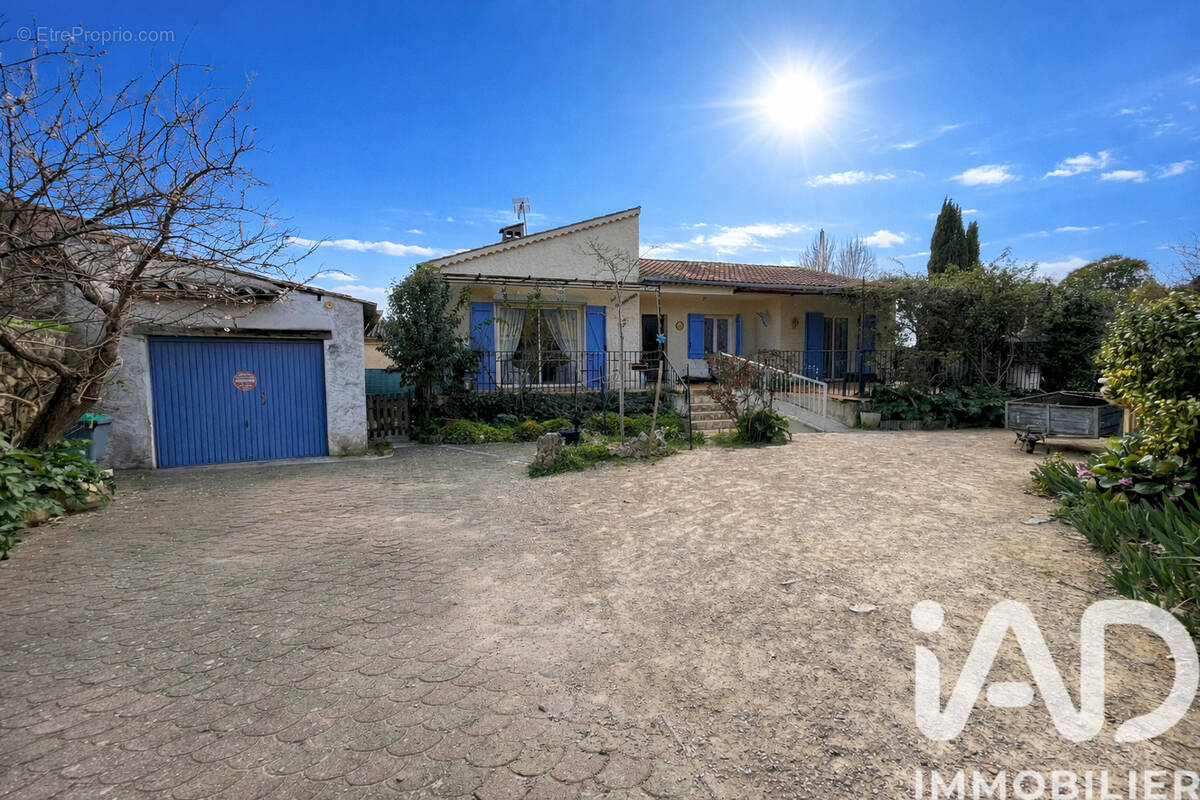 Photo 1 - Maison à LORGUES