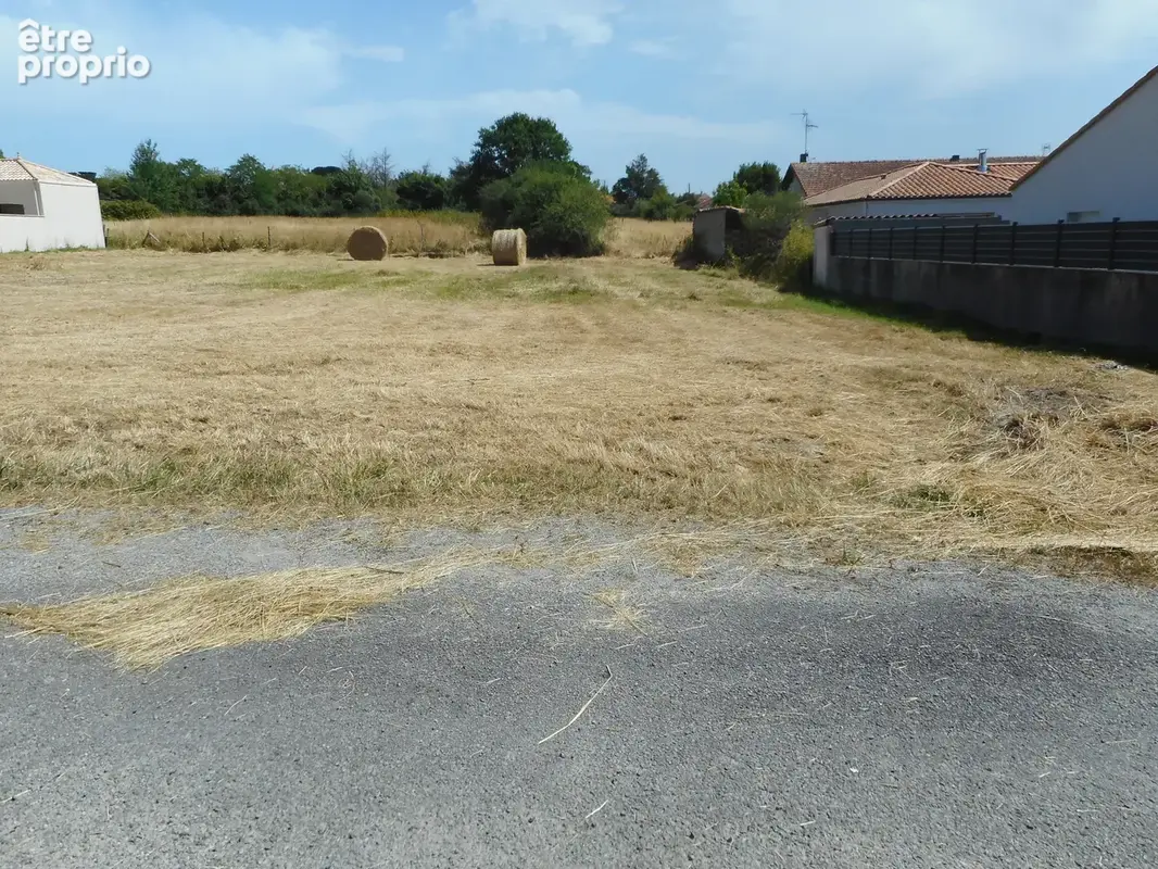 Photo Terrain à Saint-Michel-Chef-Chef au prix de 162 750€