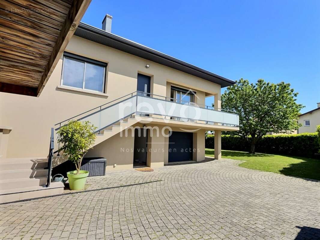 Maison à MIONNAY