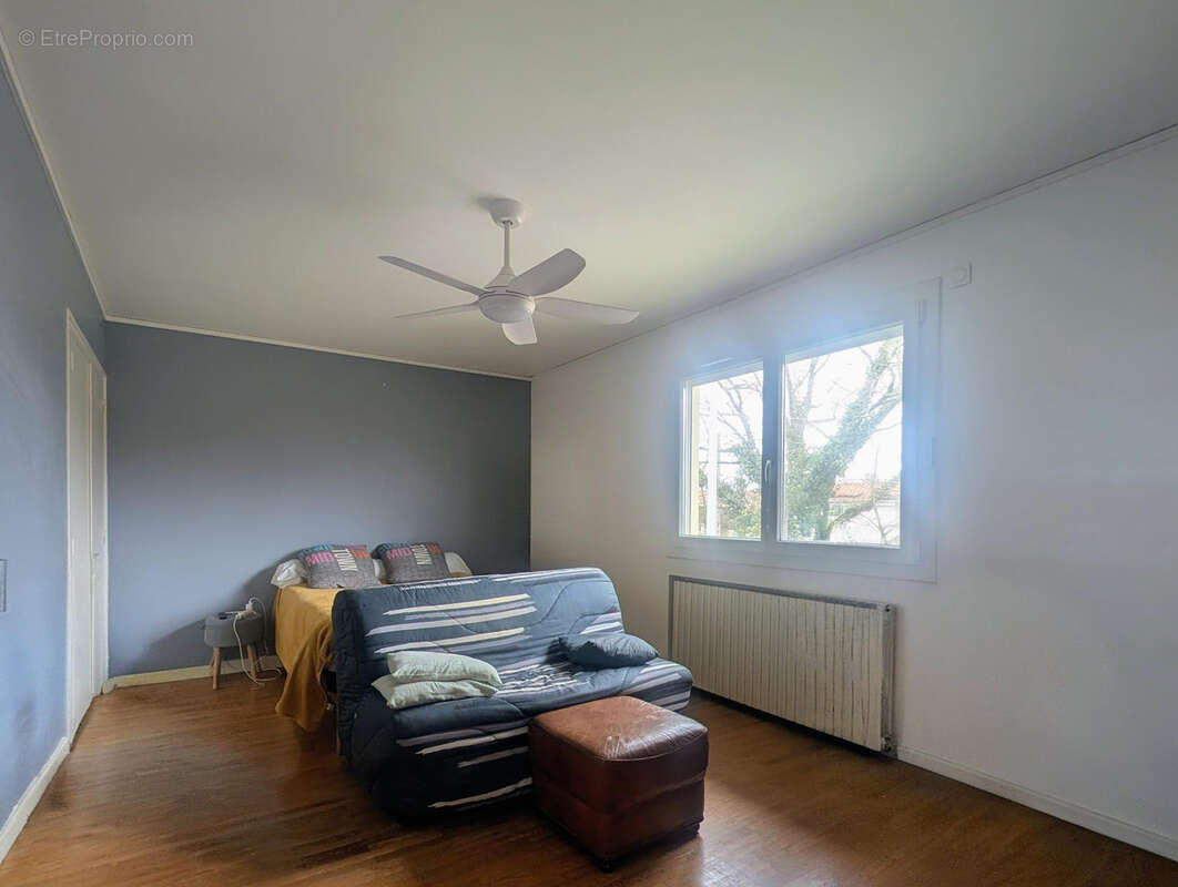 Maison à DOMPIERRE-SUR-VEYLE