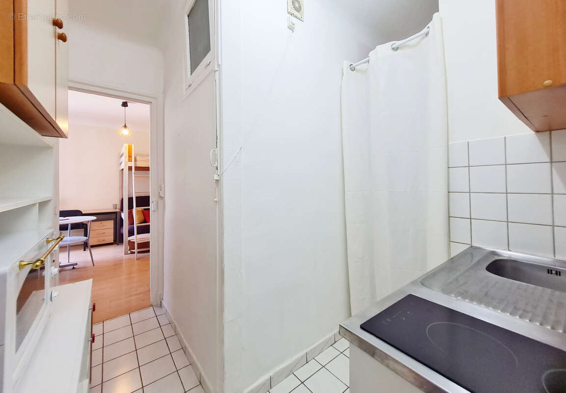 Idéal étudiant Studio meublé dans un immeuble emblématique   cœur d’Amiens - photo 4