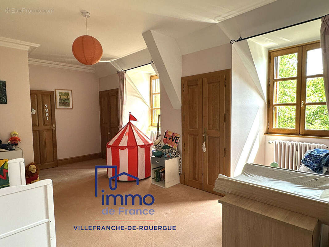 Maison à VILLEFRANCHE-DE-ROUERGUE