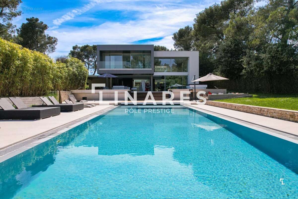 LA CONTEMPORAINE - Villa d’architecte de 529m2  - Vue Sainte-Victoire et prestations d’exception - 13100 - photo 33