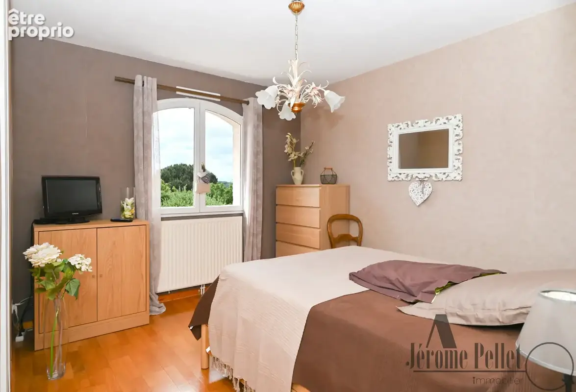 Sur les hauteurs de communay - maison a demi-niveaux - vue exceptionnelle - 110 m2 - photo 10