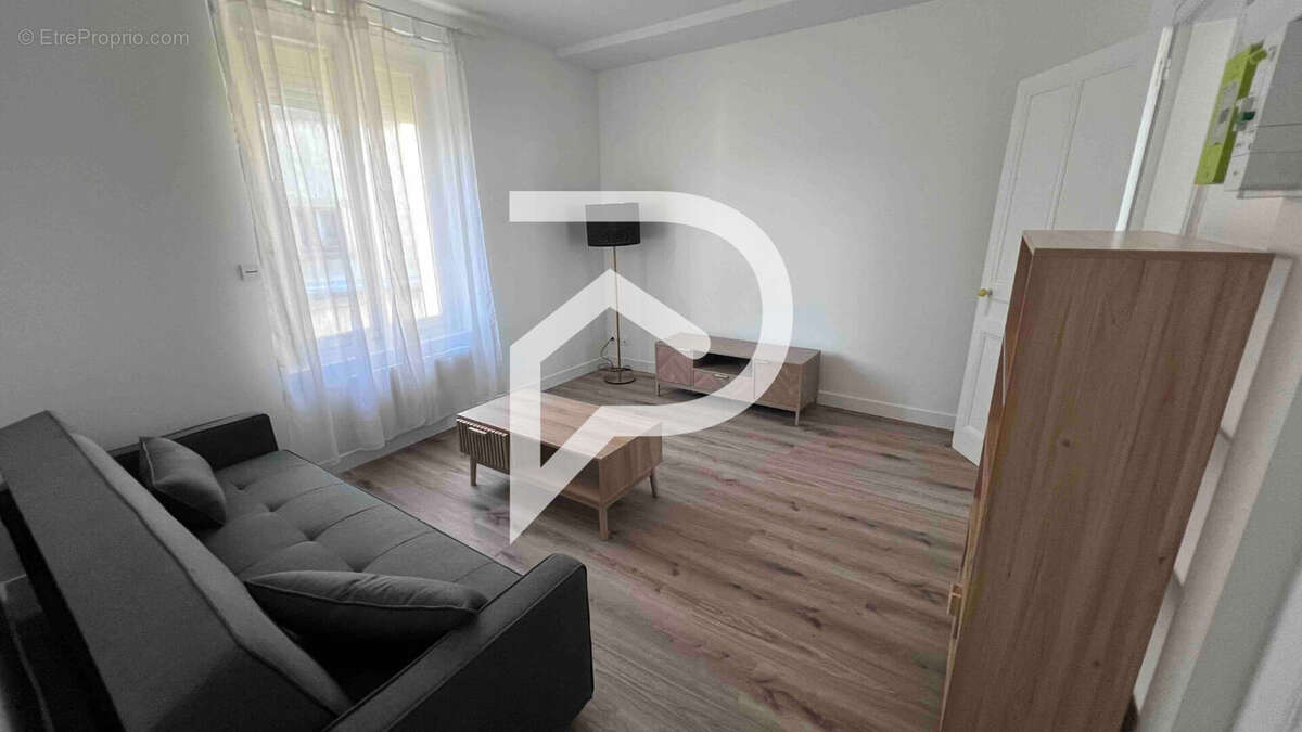 Immeuble de rapport Le Havre Rond-Point, 6 logements meublés et 6 box - photo 6