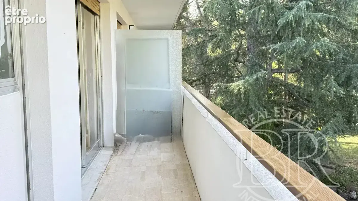 VALLAURIS A Vendre  appartement  avec la terrasse de 80m2  T3 Vallauris vue panoramique mer - photo 23