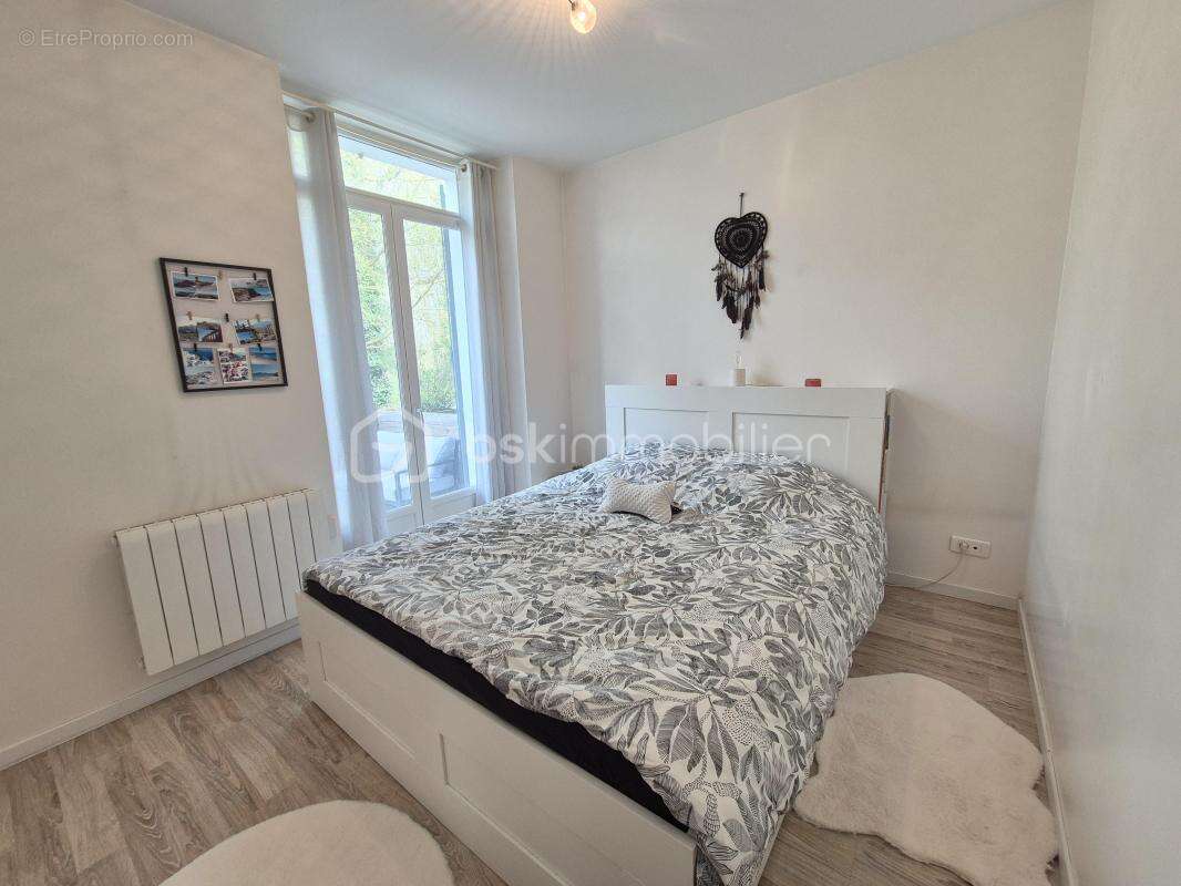 Appartement à FONTENAY-LE-VICOMTE