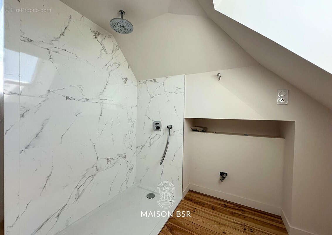 Maison à BASSE-GOULAINE