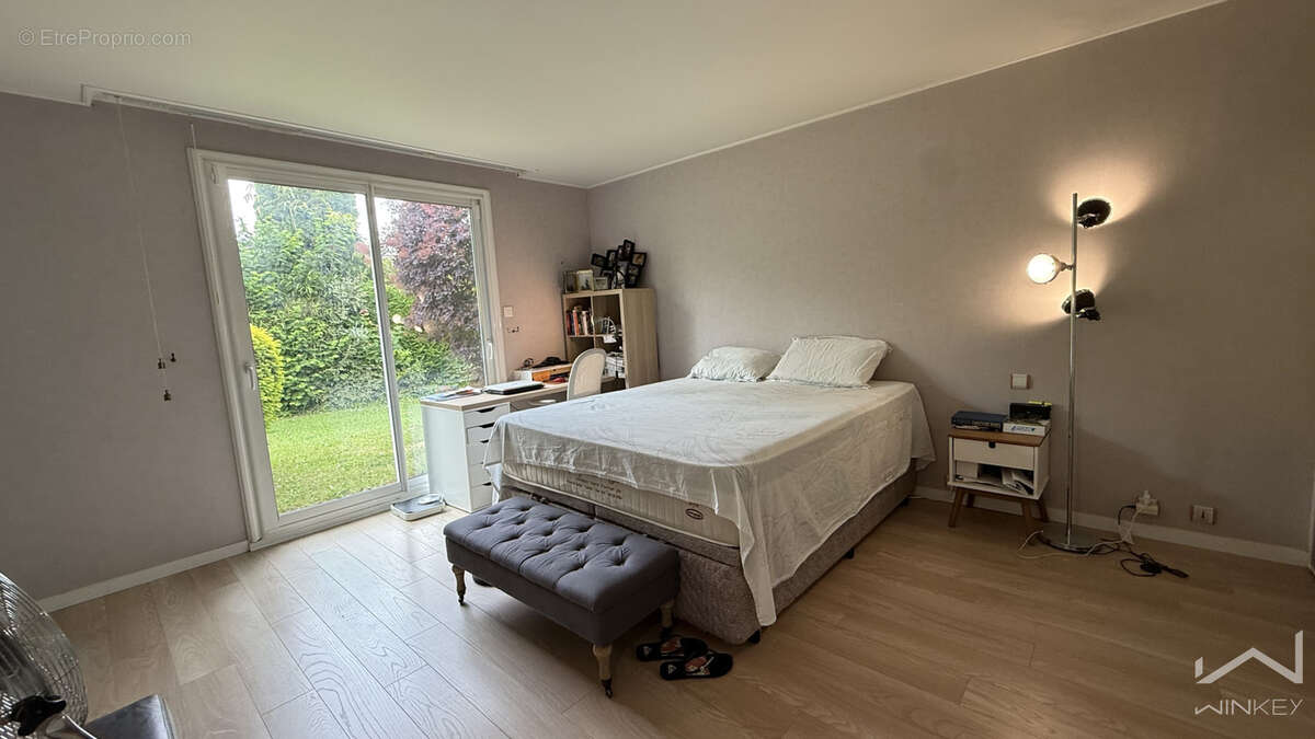 Maison à PLAISIR