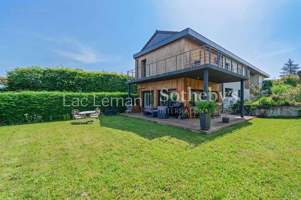 Elégante Villa Contemporaine vue lac - photo 3