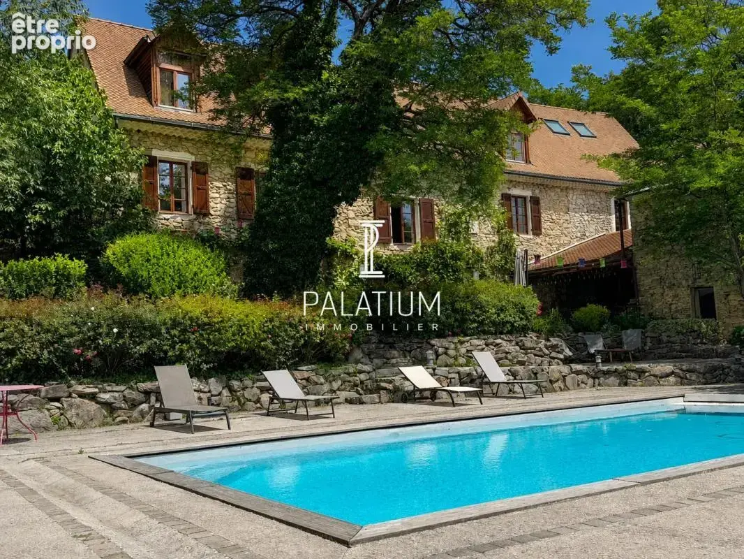 Bastide en pierre d'exception - photo 2