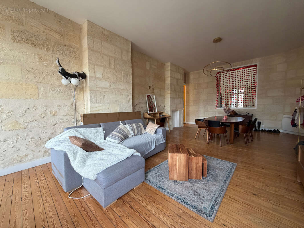 Appartement à BORDEAUX