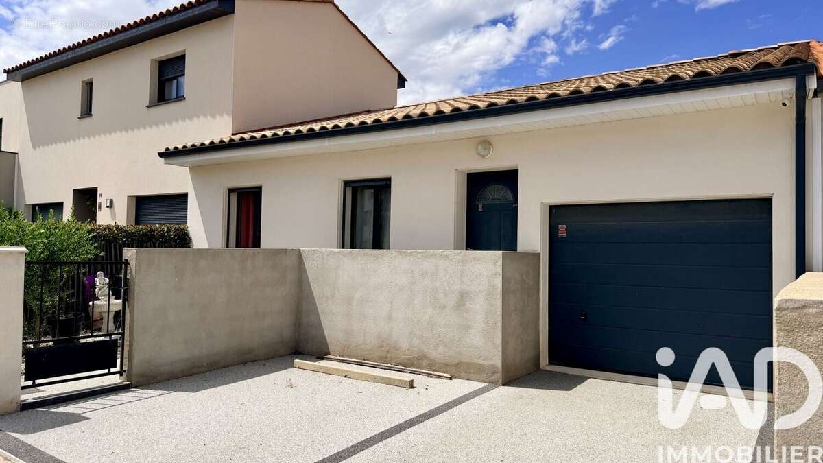 Photo 2 - Maison à PEYRESTORTES