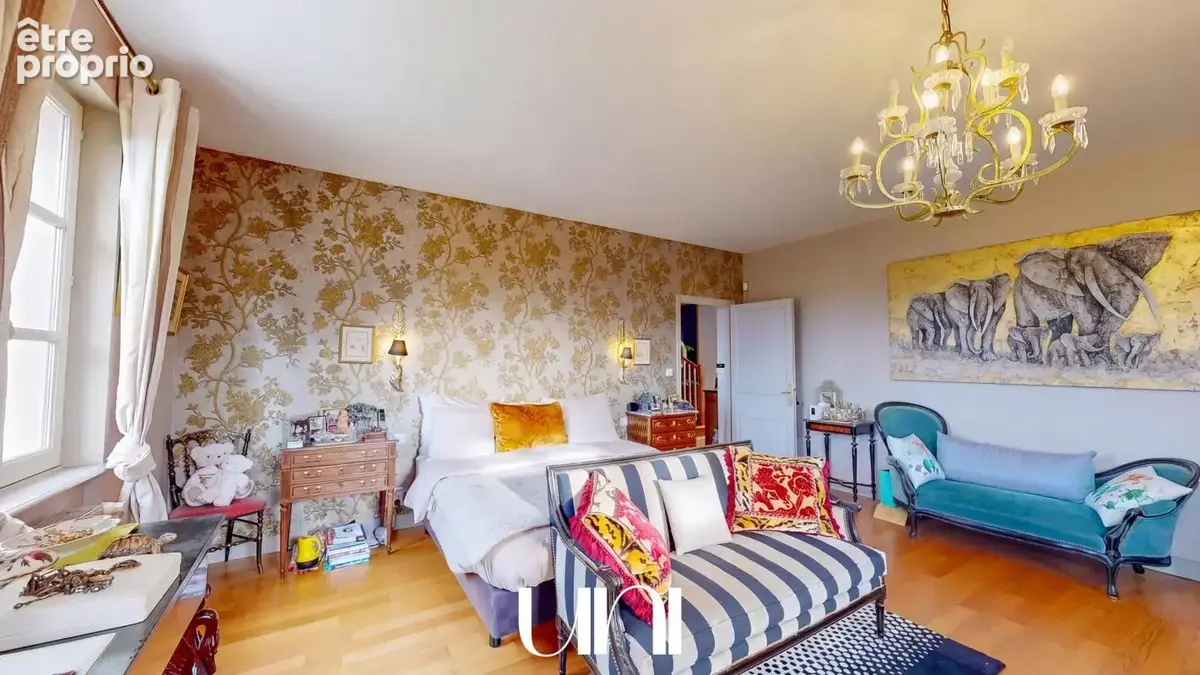 Maison T12 de 485 m2 - BACILLY - Parc de 30 hectares - photo 18