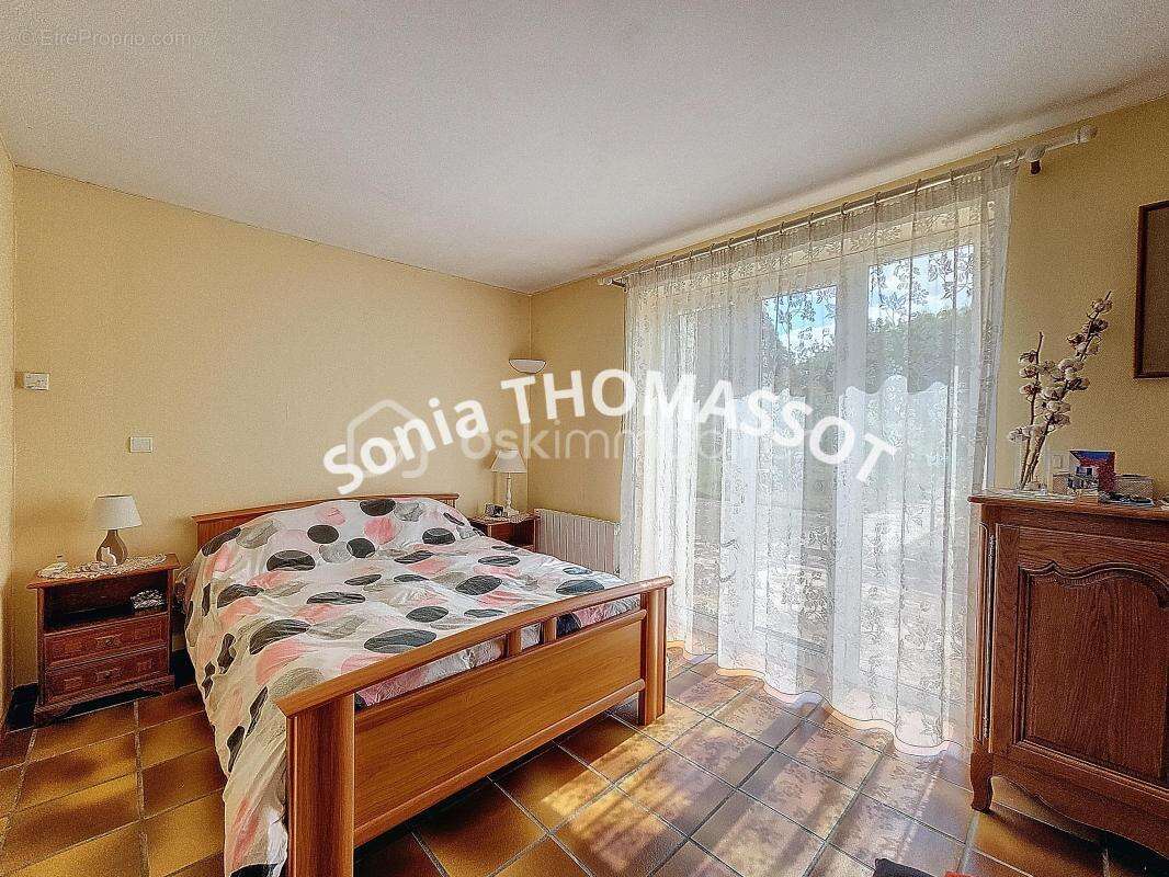 Maison à SAINT-USAGE