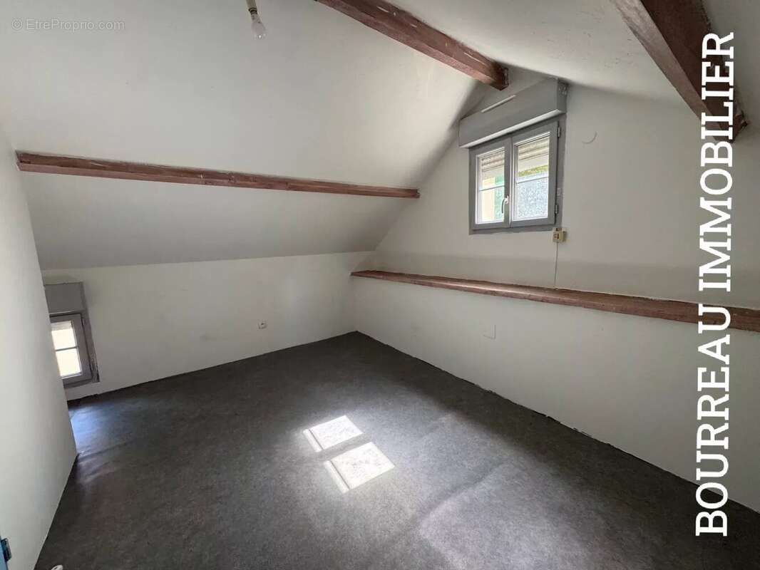 Maison à JOIGNY