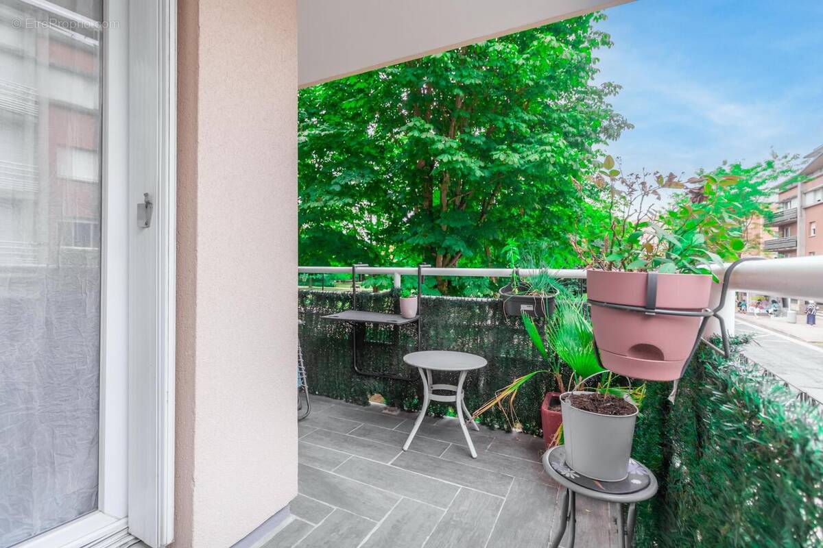 Photo 1 - Appartement à ELANCOURT