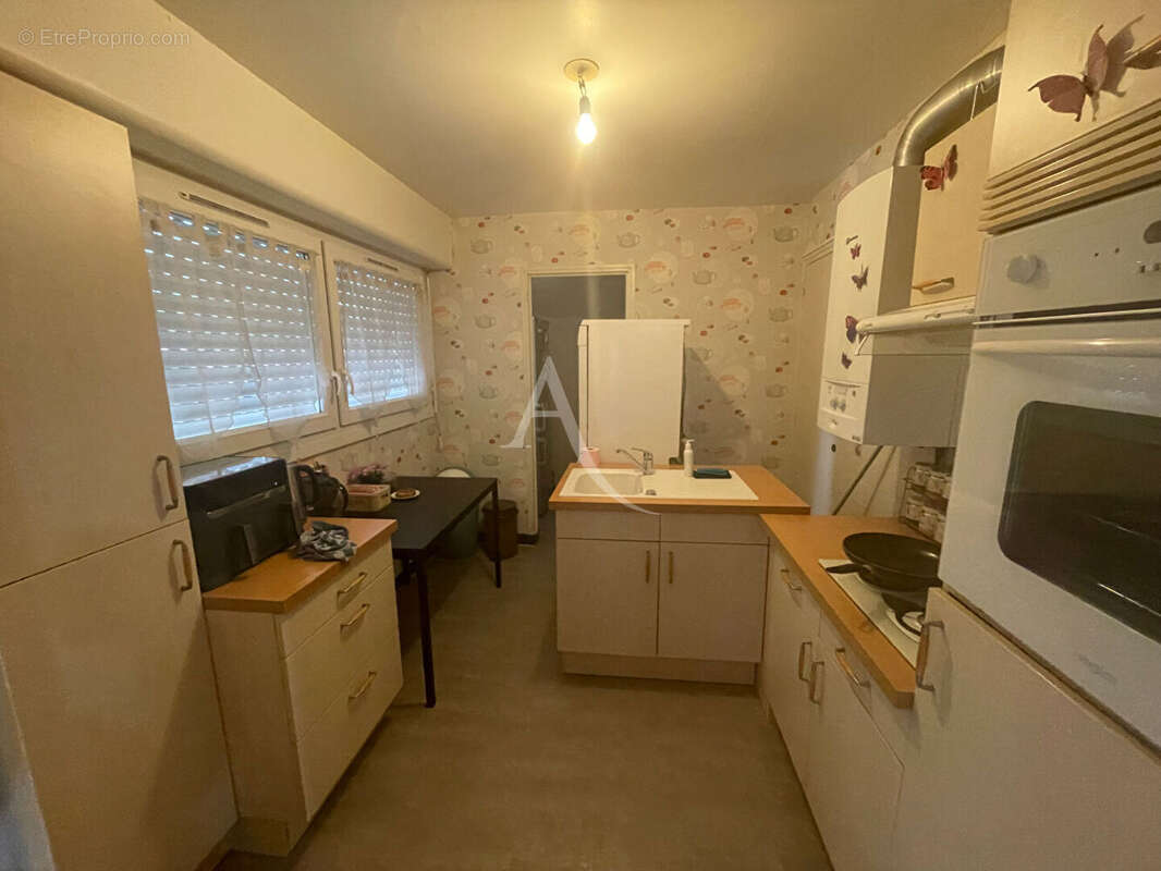 Appartement à SAINT-JEAN-DE-BRAYE
