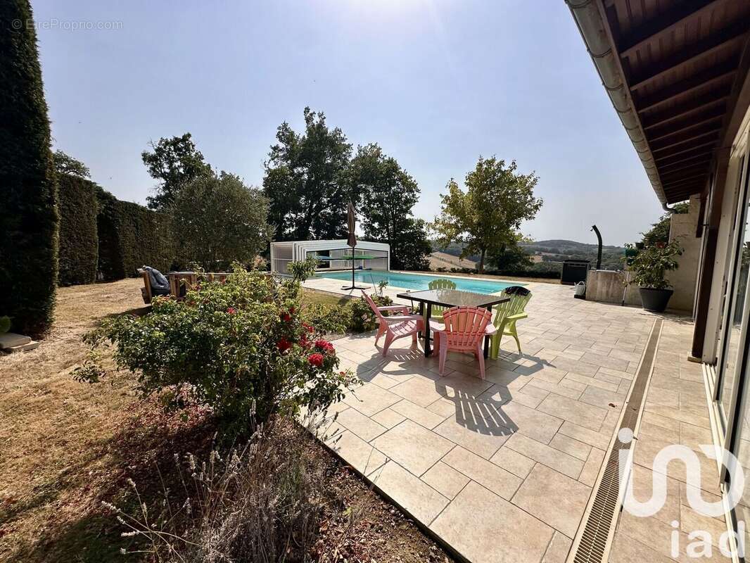 Maison 300 m² à Peyrusse-Vieille  - photo 2